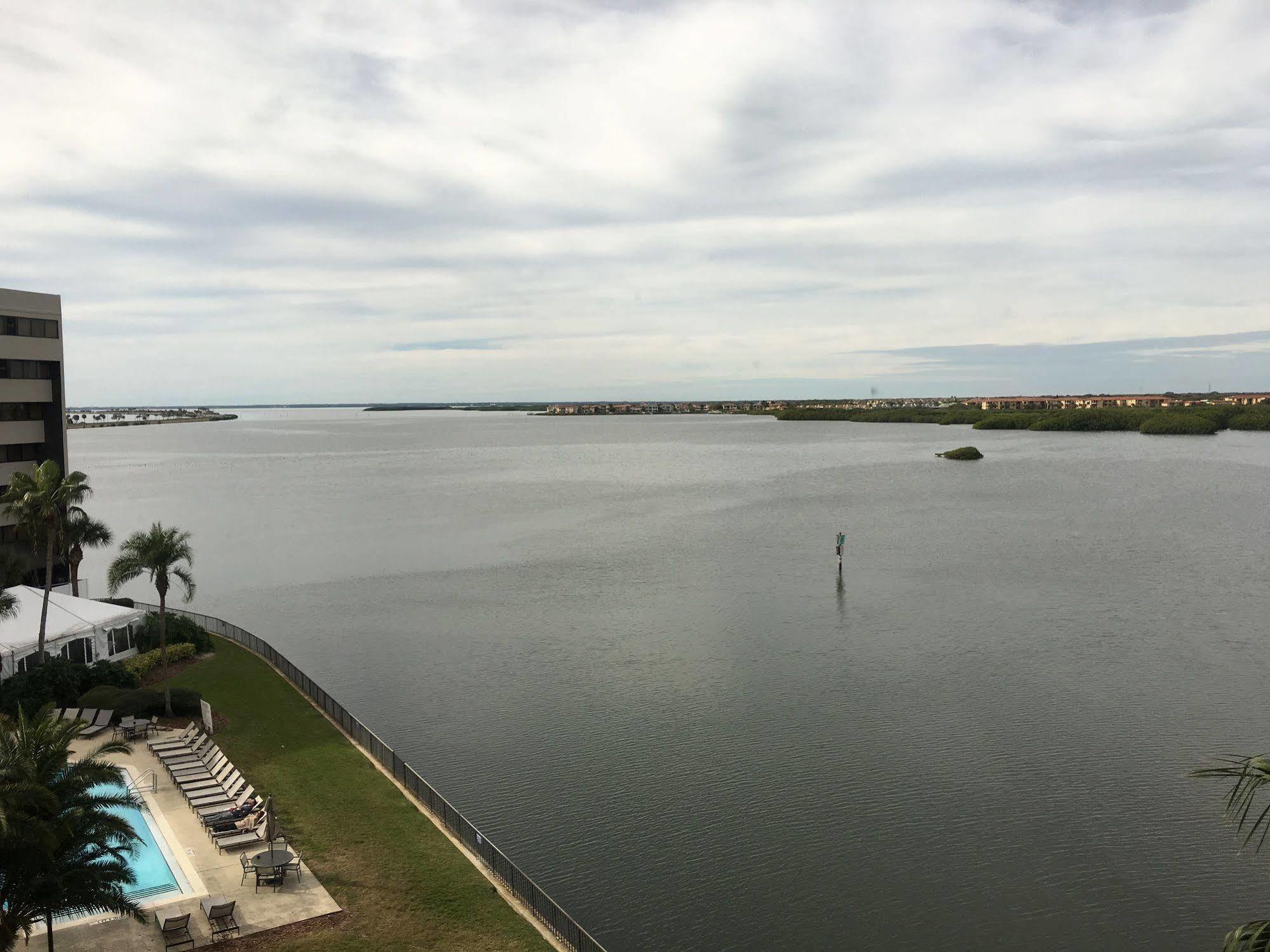 Doubletree By Hilton Rocky Point Waterfront Tampa