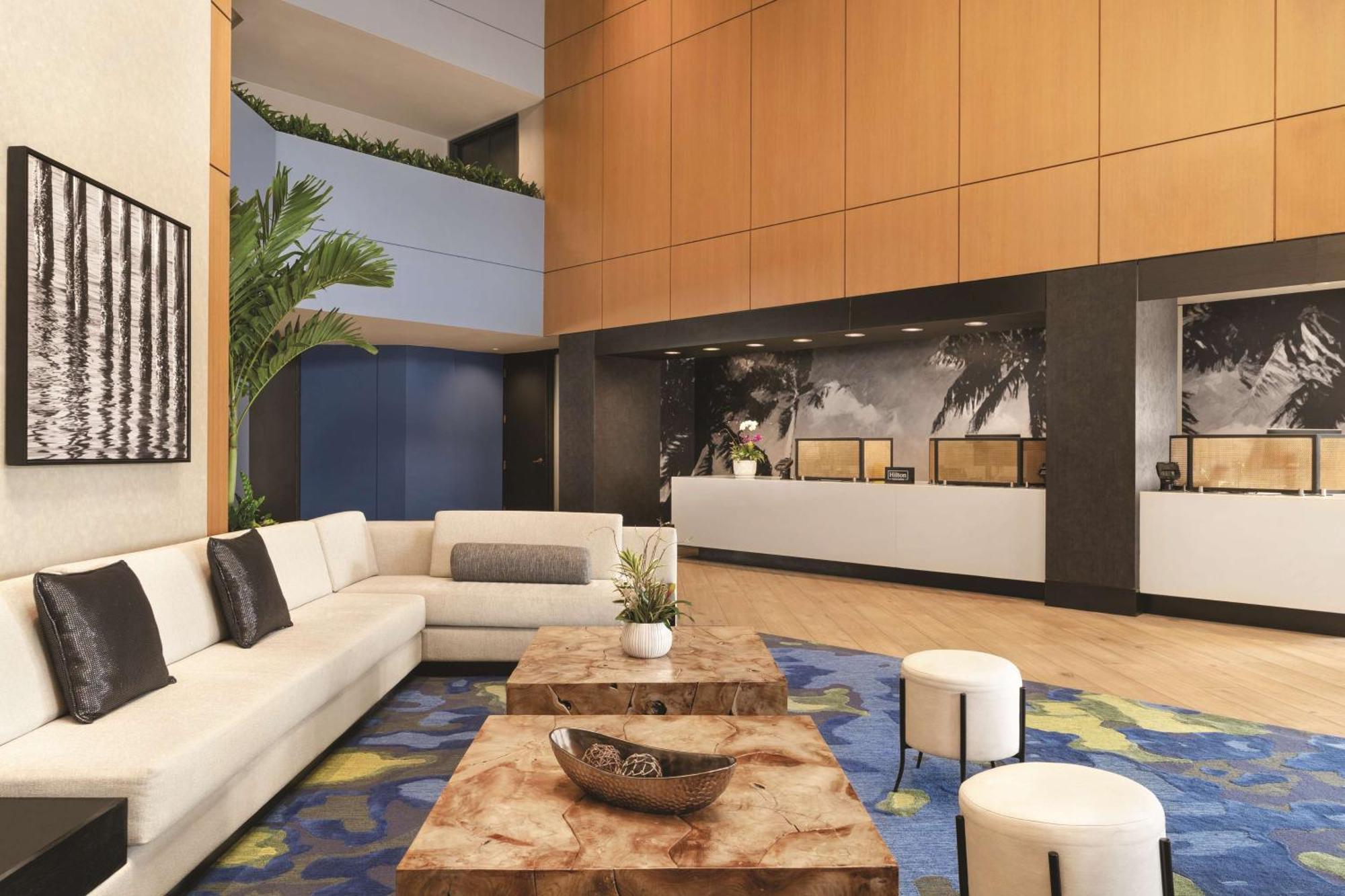 Doubletree By Hilton Rocky Point Waterfront